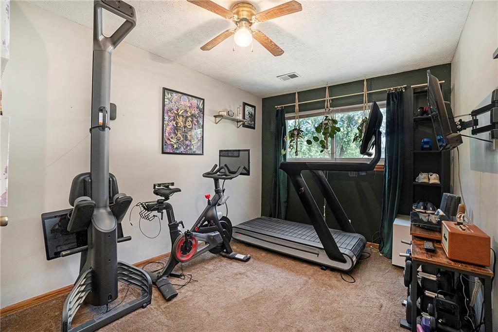 1126 E Yesteryear Drive