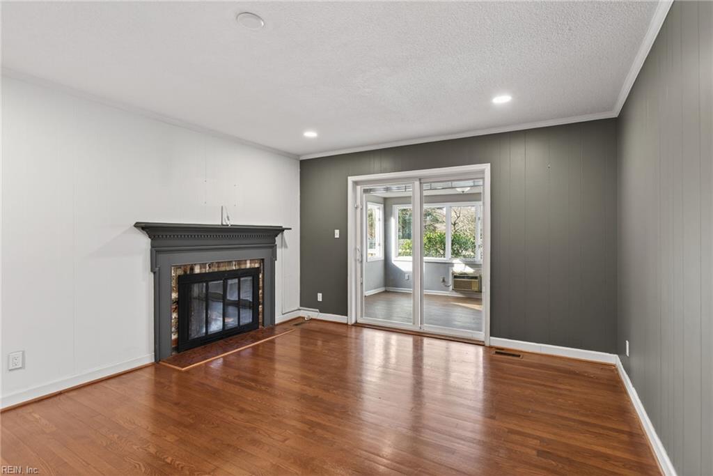 1025 Walt Whitman Way