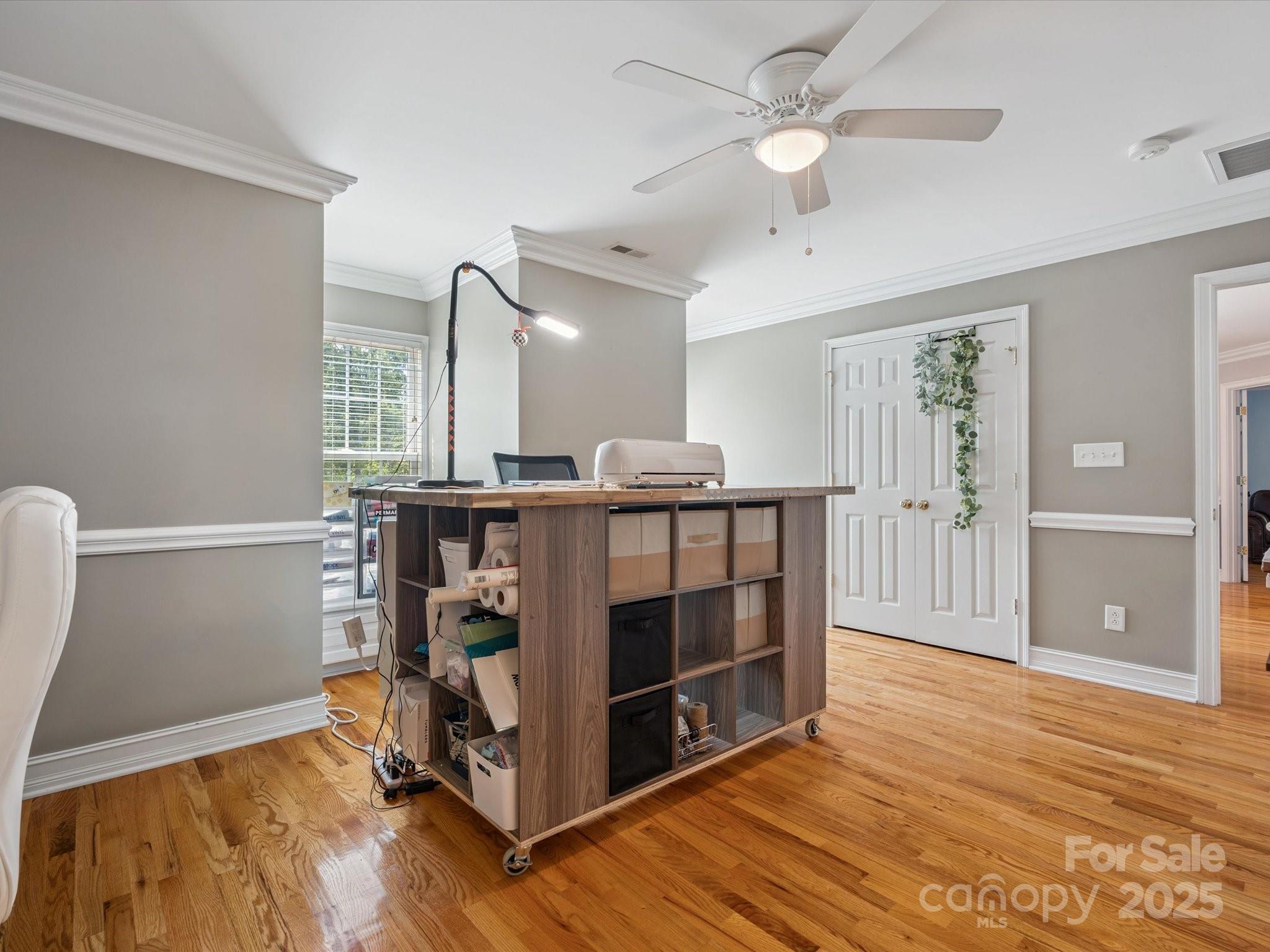 4050 Muirfield Drive