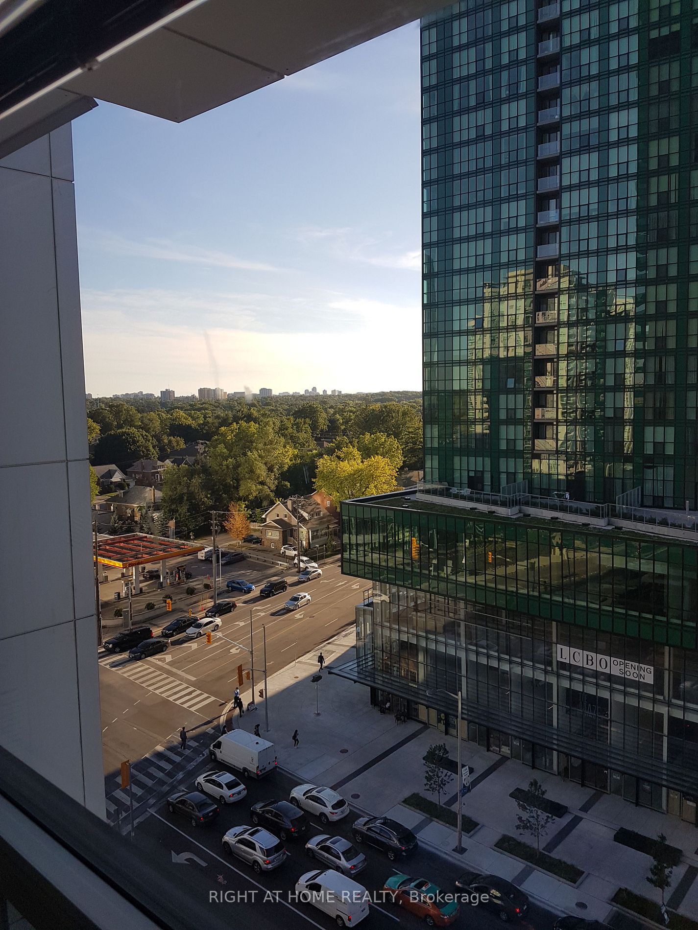 2 Anndale Dr 902