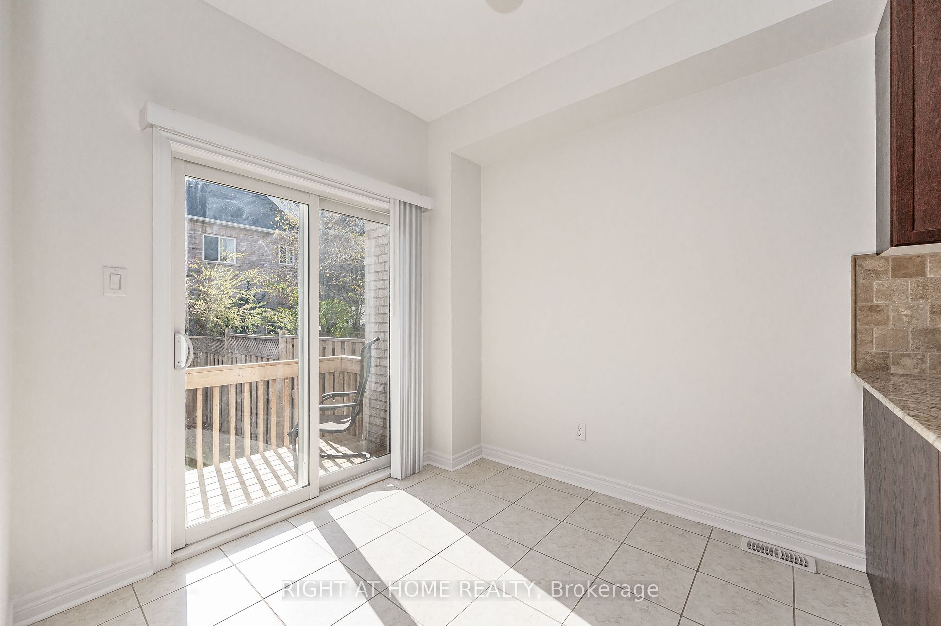 2418 Old Brompton Way