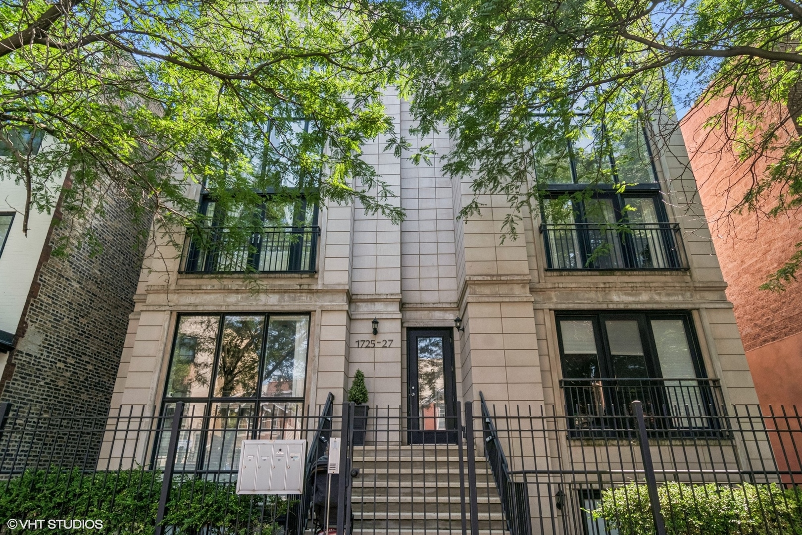 Experience the best Wicker Park/Bucktown has to offer!  This lovingly cared for duplex combines the appeal of single family home living with the convenience of condo life.  Wether you are enjoying friends and family in the beautiful custom kitchen or celebrating life in one of your amazing outdoor spaces you will have found your home! Cozy comfort abounds in the spacious primary suite.  The lower level features a massive family room with English garden walkout.  The fireplace, wet bar, two bedrooms and beautiful full bath finish out the lower level. Tons of closet space, central AC, washer/dryer in unit, three private outdoor spaces including finished roof over garage, additional storage closet and garage. Steps from North/Milwaukee/Damen, 606 trail, el, metra, fine dining, entertainment and boutique shopping.
