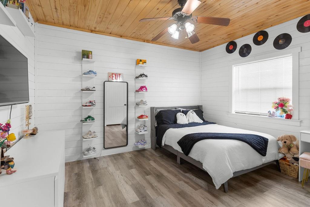 1671 Terry Lane