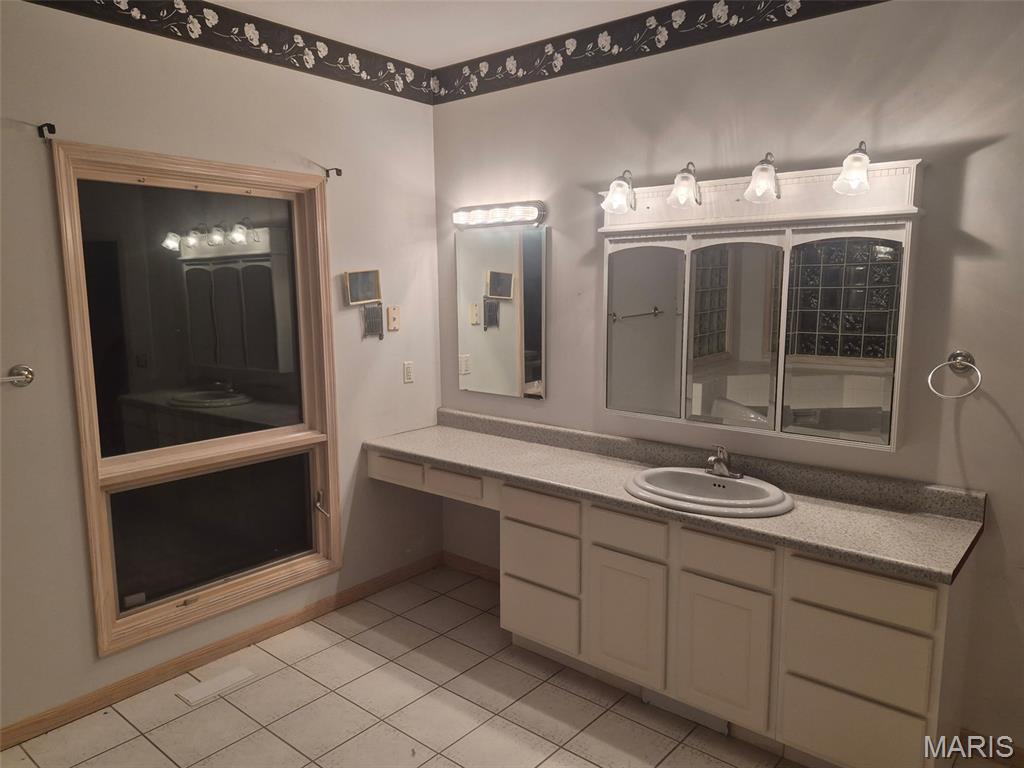 58079 Dow Trail