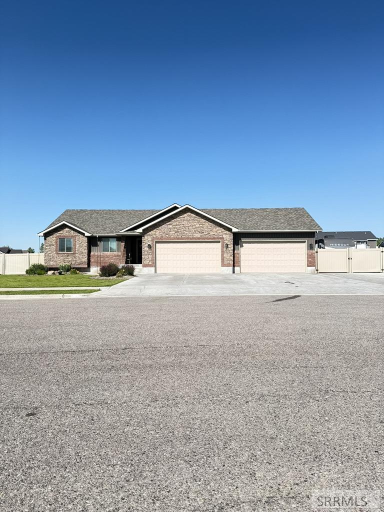 5503 Lakefield Cir