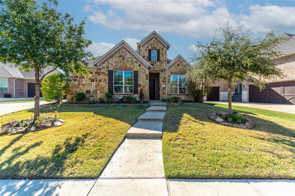 Fabulous single story with 3 car garage in West Allen! Enjoy high ceilings, neutral palette, wood floors & open floor plan. Kitchen w 10 ft island, Kitchen Aid ss appliances, 5 burner gas cooktop, granite counters & HUGE walk-in pantry & butler area open to family room with floor to ceiling stone fireplace & huge windows. GORGEOUS study with built-ins & French doors. Master suite with owner's retreat could be 2nd office, exercise room, sewing room or extra storage. Master bath with 2 vanities, shower, soaker tub, granite counters & custom closet. Split bedrooms & separate utility with washer & dryer, sink & storage closet. Convenient mud room with BI cabinets & granite counter to double garage. Enjoy large covered back patio and NO backyard neighbors. Ideal location, quick access to Hwy 121 & 75, shopping, dining and entertainment & 5 minute walk to Cheatham Elementary. Includes complete home water softening system and reverse osmosis at kitchen sink. No pets. Available April 1.