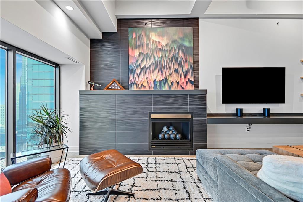 1101 Walnut Street 1308