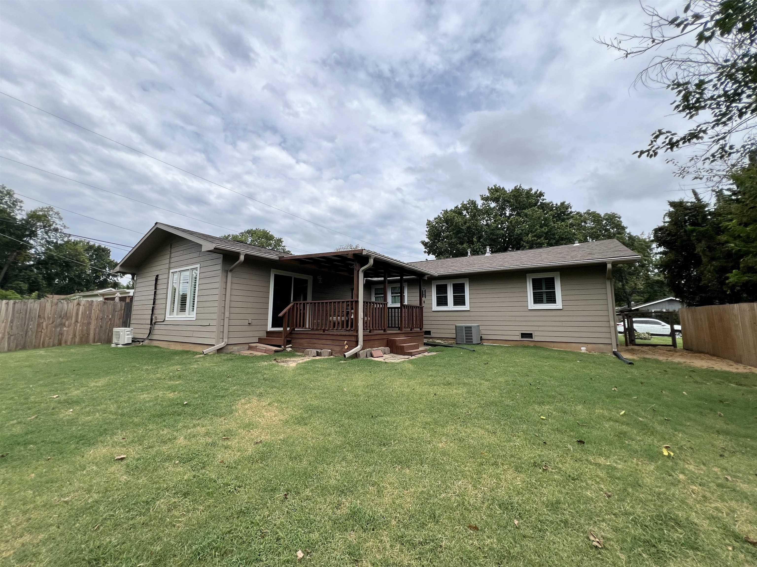 261 Greenway