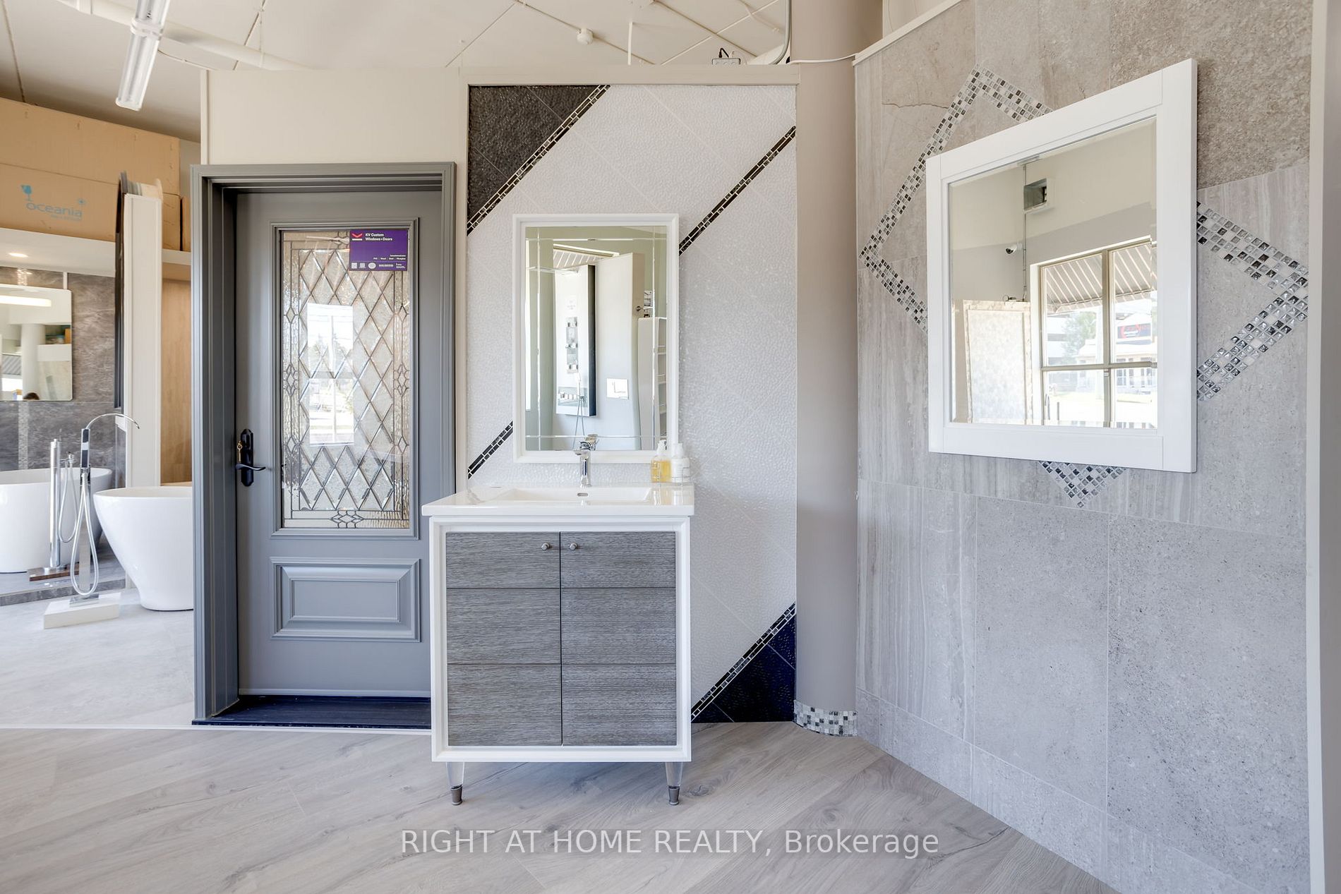 160 Wellington St 2