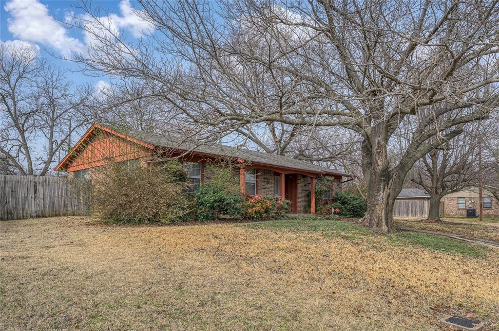 702 Hillside Drive