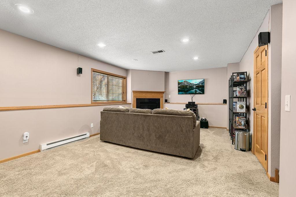 1734 Maple Court