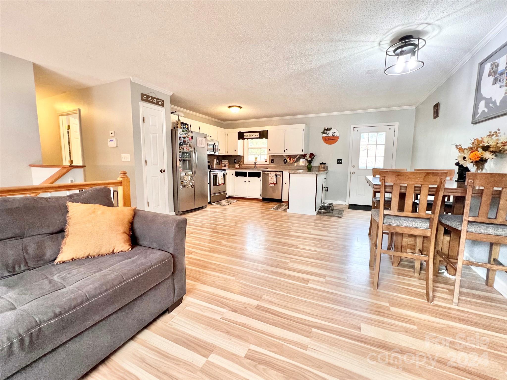 2115 Blue Ridge Circle