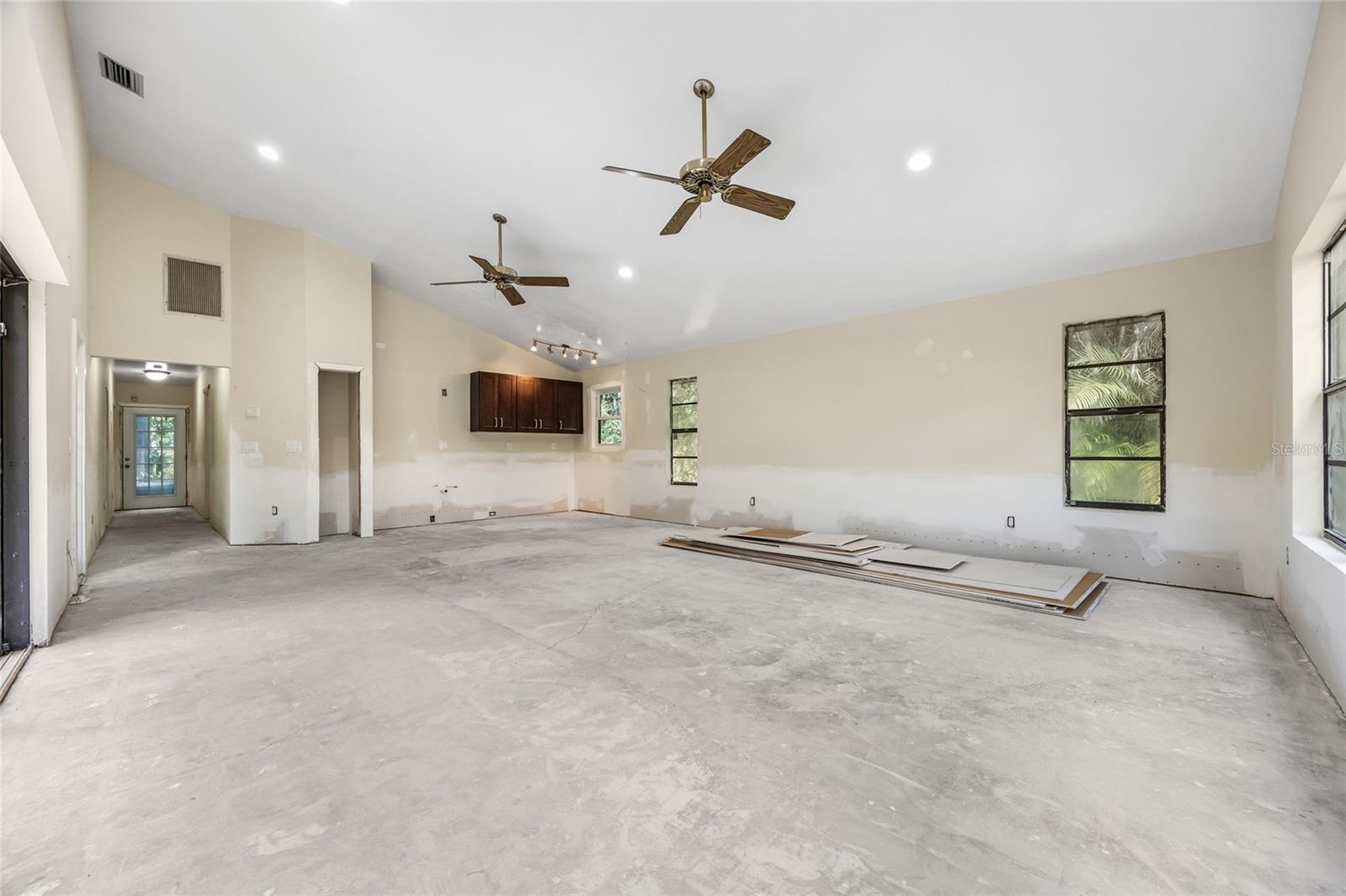 7280 Pelas Circle