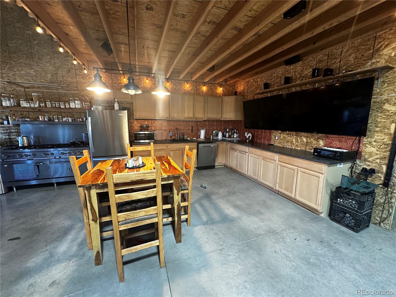3744 Ice House Road