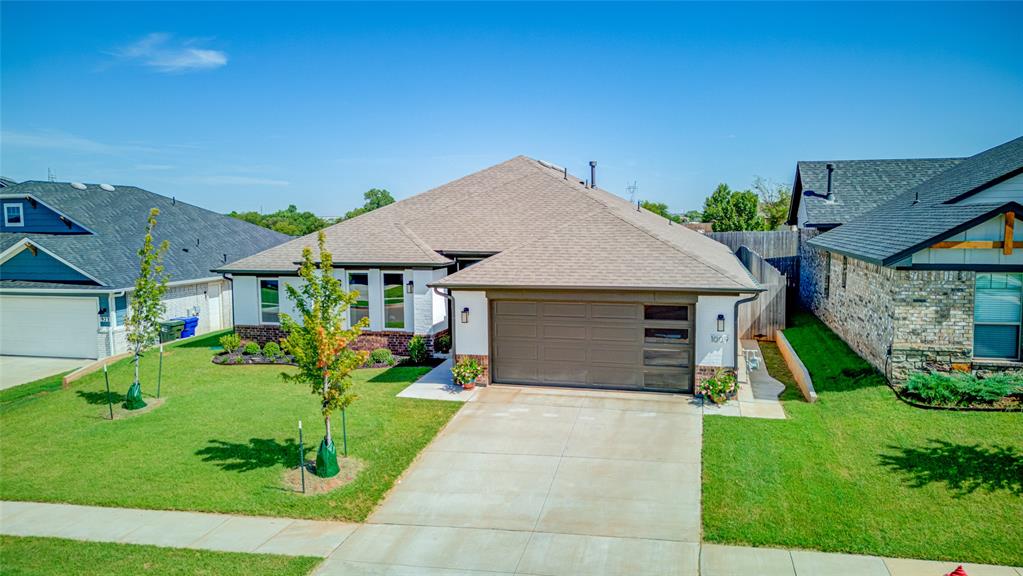 Dare to compare!!! This new listing is one of the top 5 listings I've ever had or shown. Owner is a professional decorator and nothing was left undone. 3 Bedrooms ~ All large! 2 1/2 baths & office. A fabulous kitchen and dining areas. Fireplace. Privacy fencing. Large covered patio with ceiling fan. Truly, another living space. And, for the car/boat buff, we have a tandem 3 car garage. The custom window treatments and are fabulous. High ceilings everywhere. Better than new and custom features throughout.