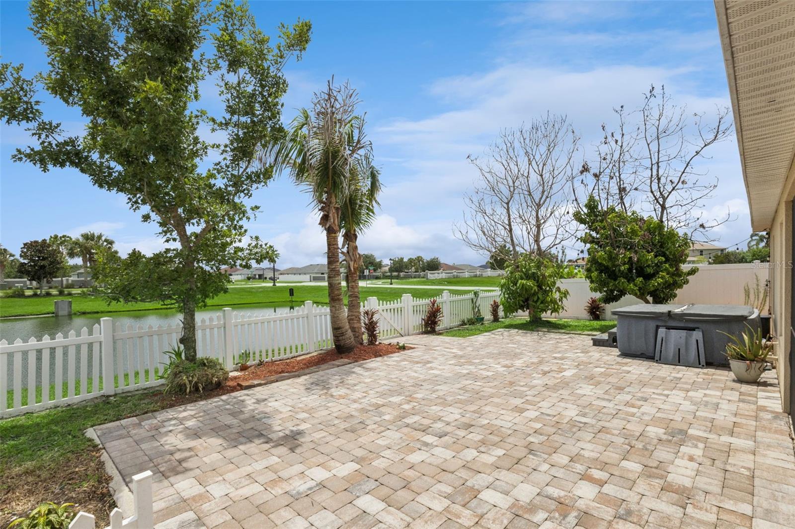 4602 Harvest Row Lane