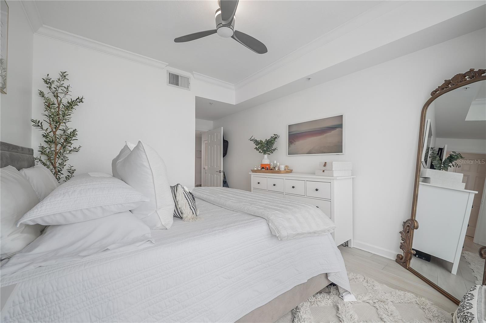345 Bayshore Boulevard 1803