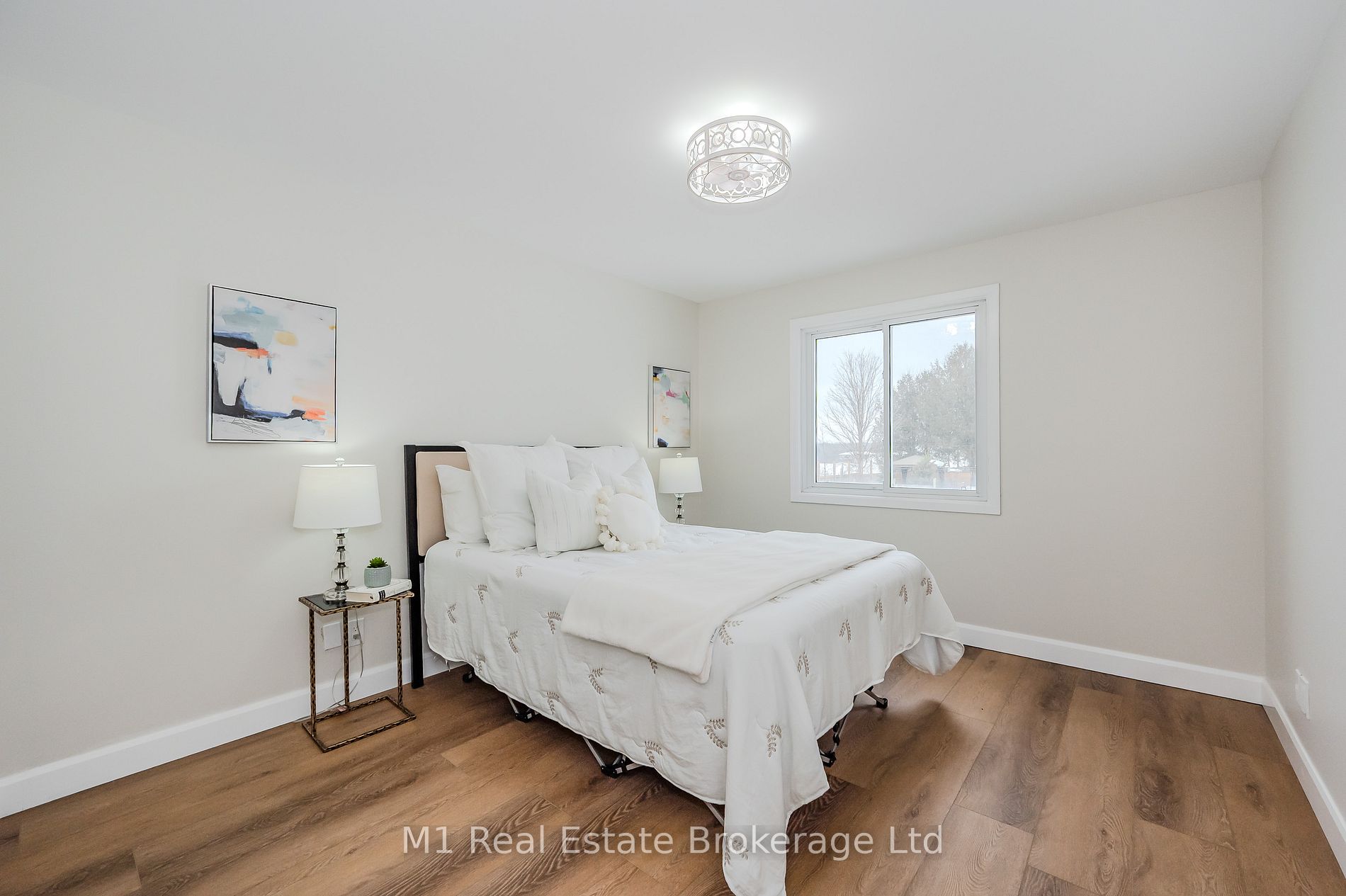 4 Longfellow Ave
