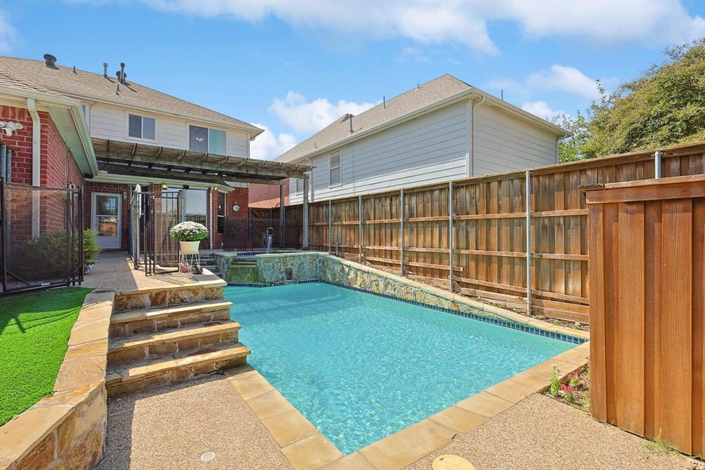 3537 Lark Meadow Way