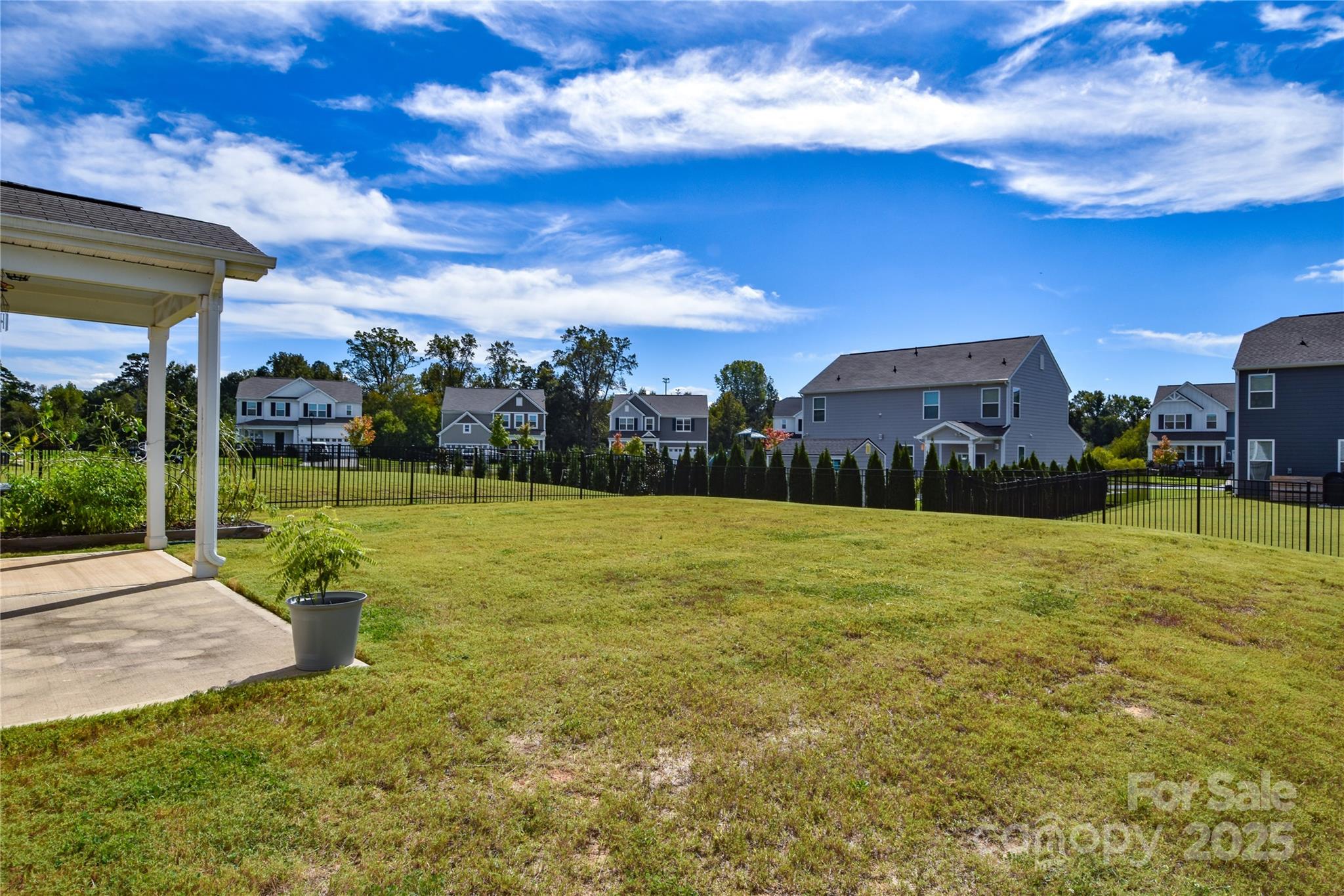 139 W Neel Ranch Road