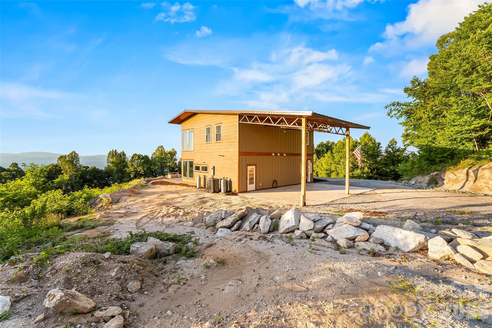 6718 Walkertop Mountain Heights Drive