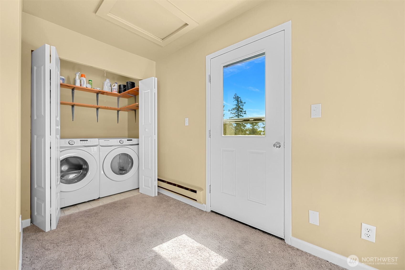 4482 Moresby Way
