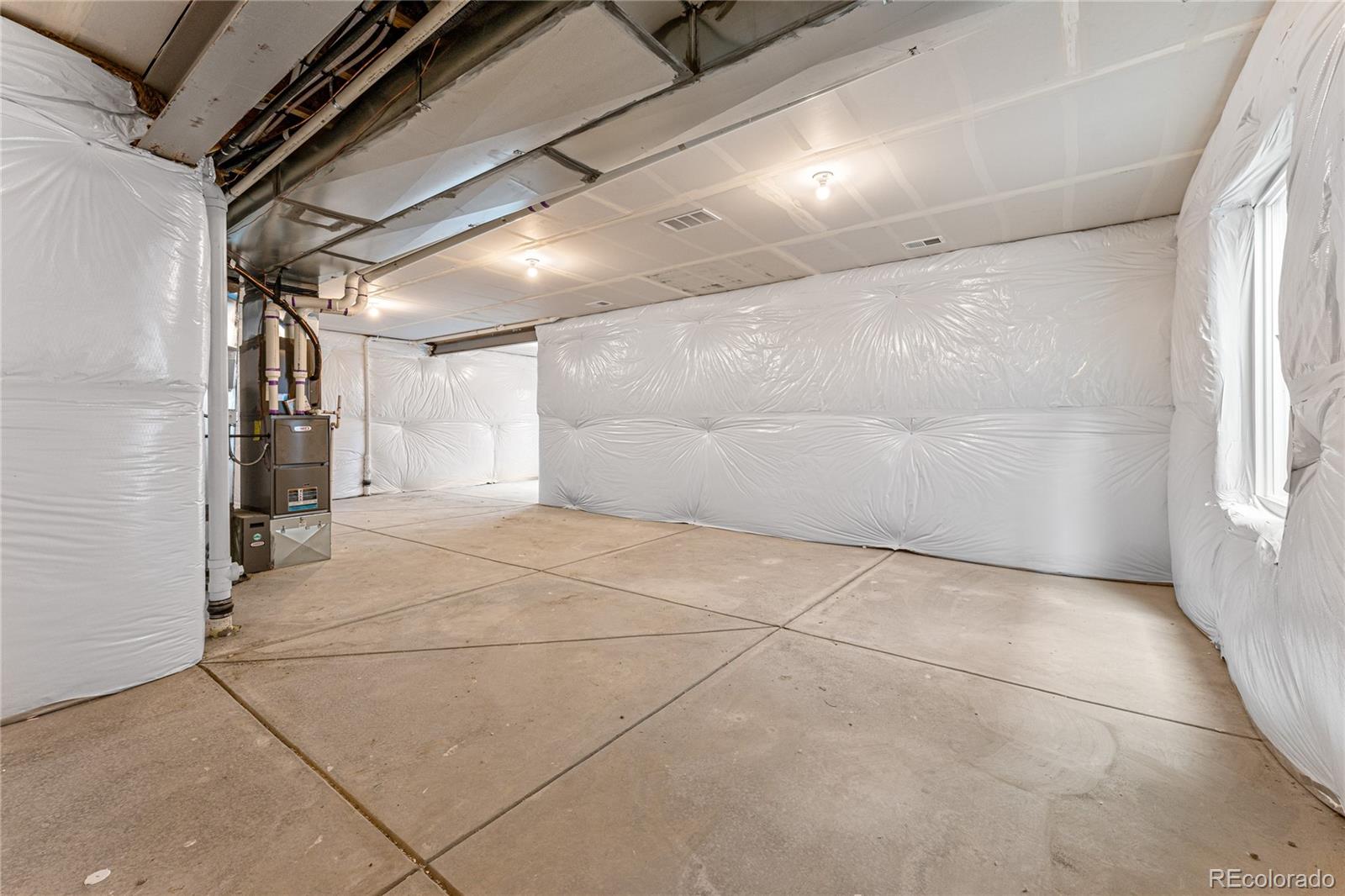 8944 Whiteclover Street