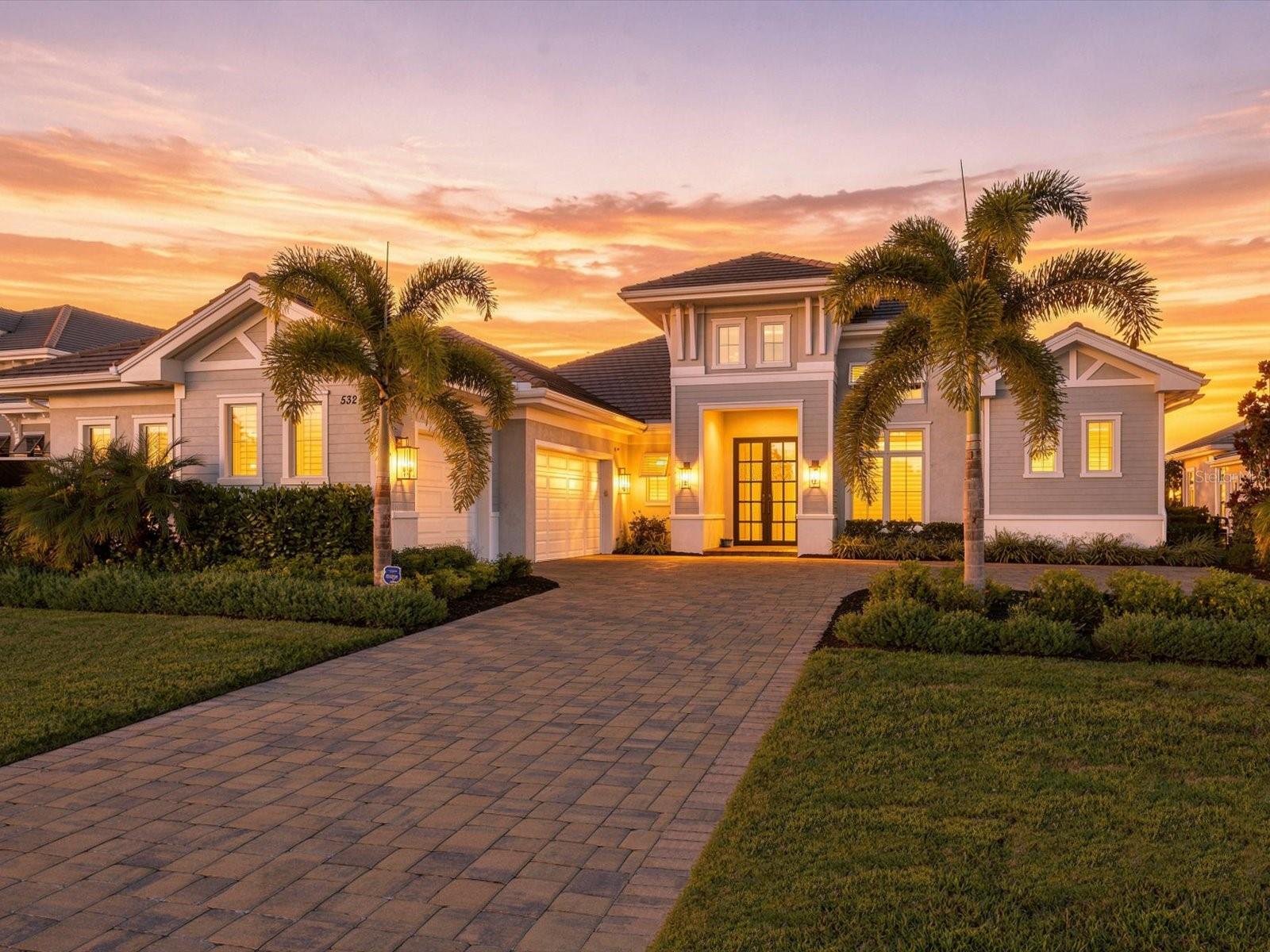 532 Blue Shell Loop, Sarasota, FL