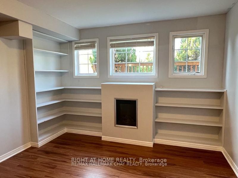 31 Forest Dale Dr Lower L