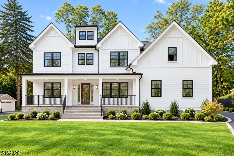 152 Central Ave