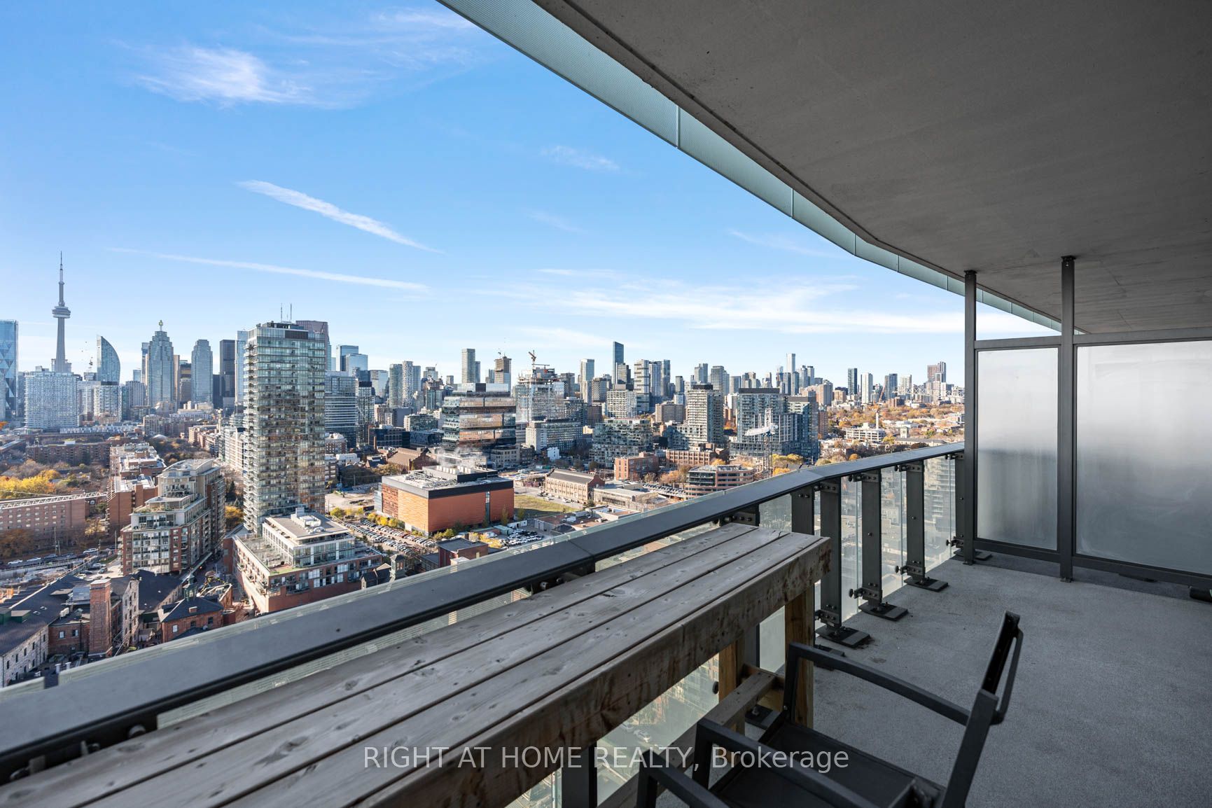 390 Cherry St 2501