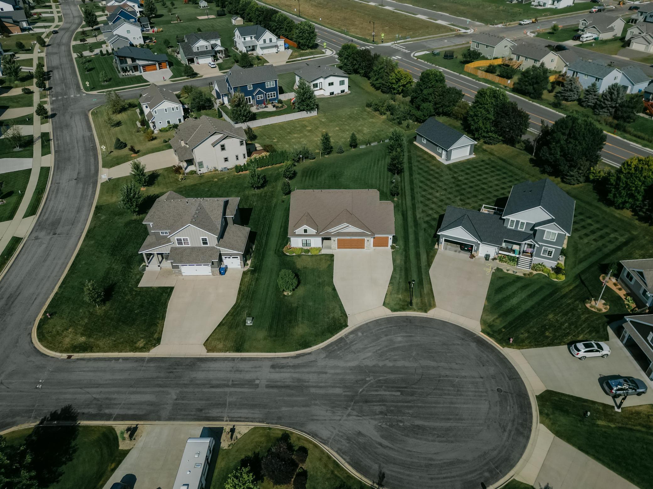 1905 Sandstone Court