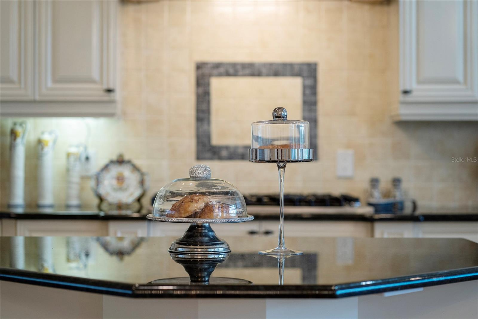 6221 Blakeford Drive