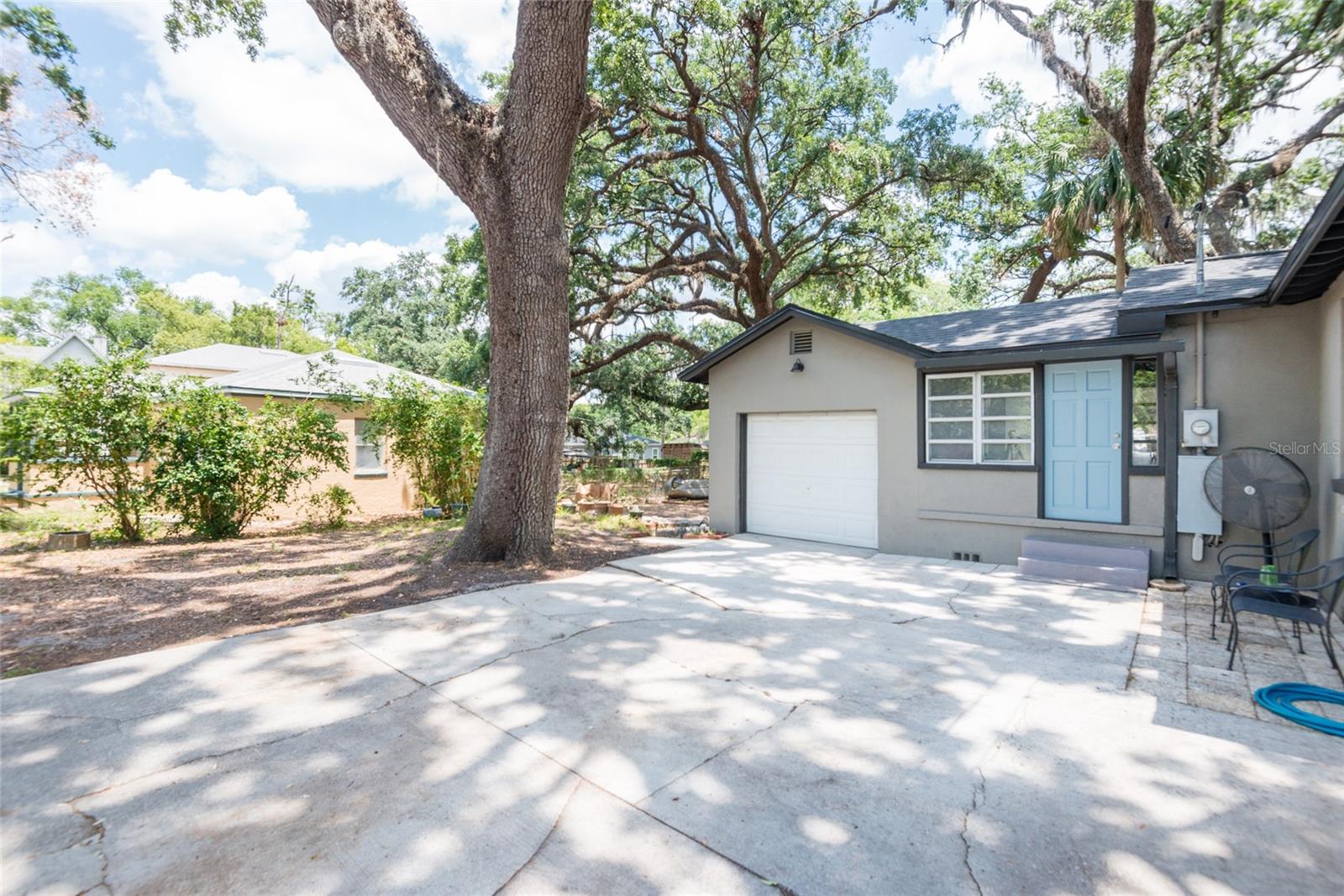 1310 Hilton Place
