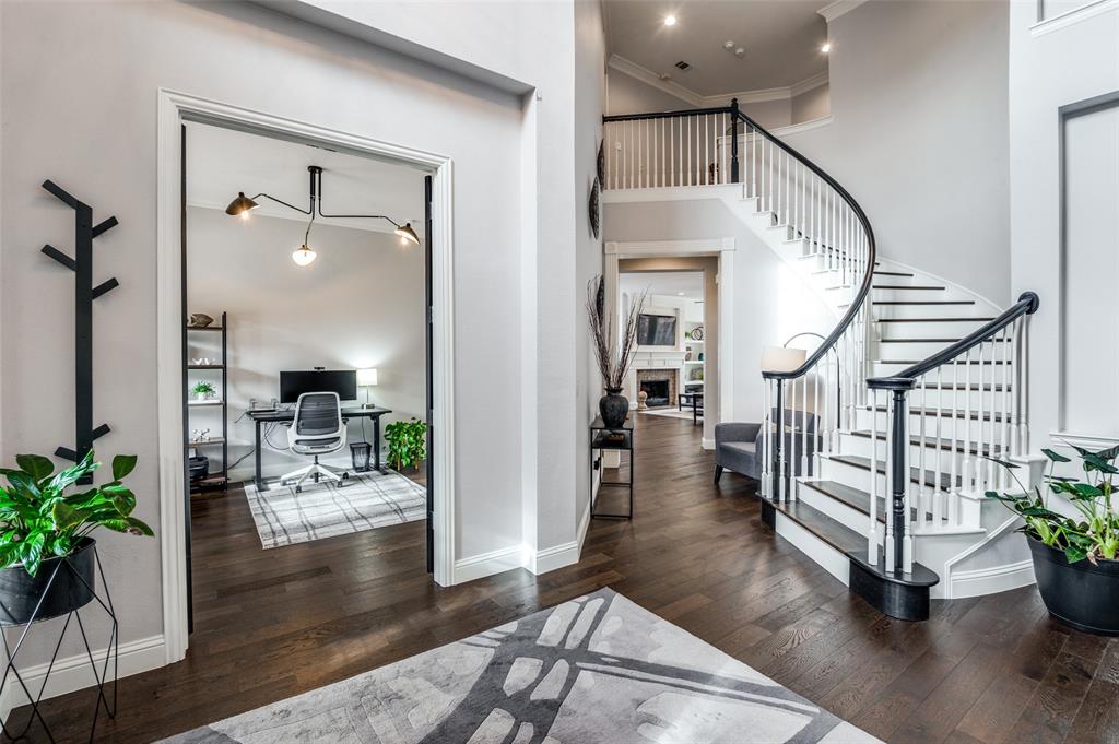 4402 Voyager Drive