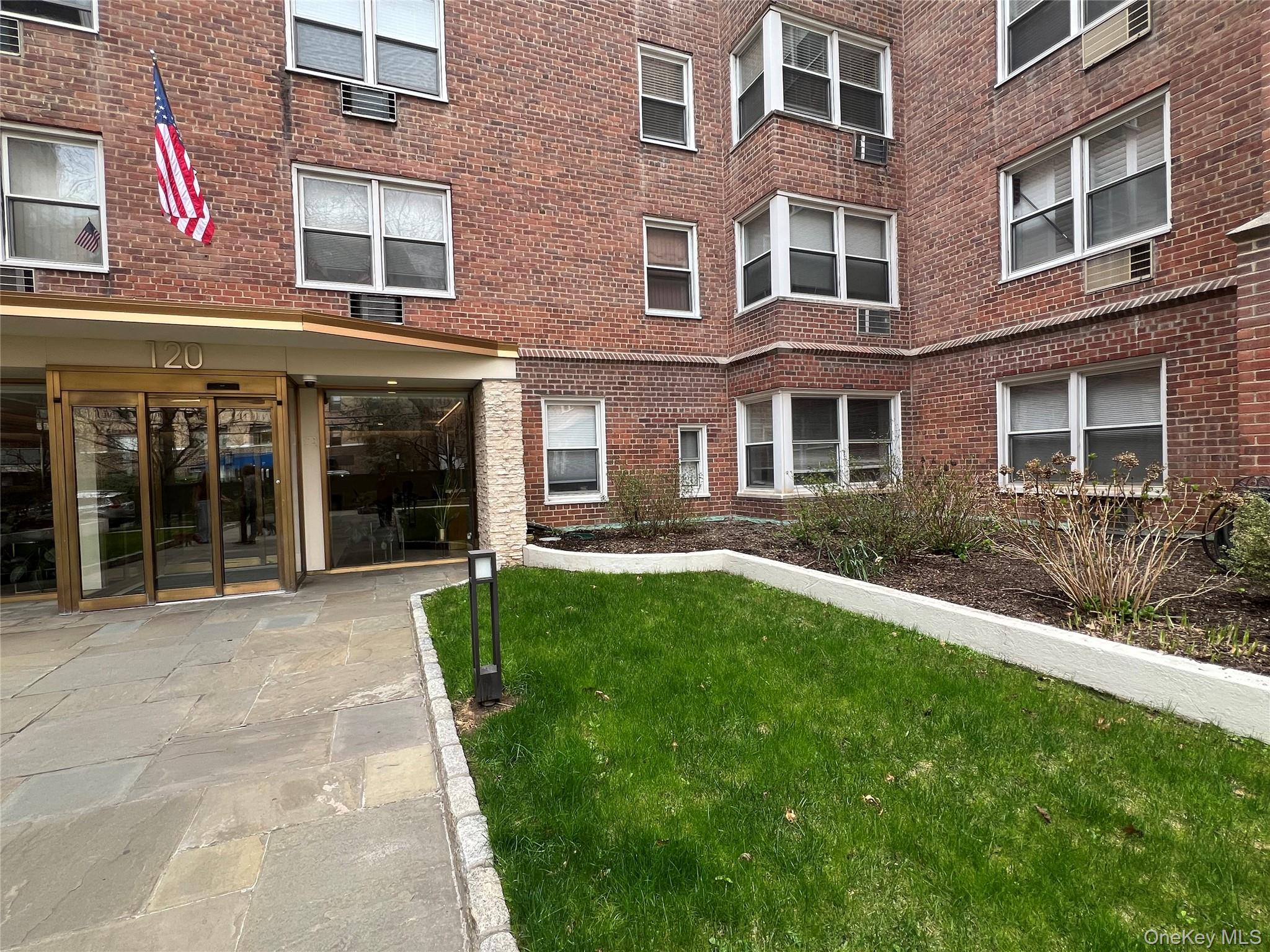Bright and spacious 1-bedroom with Den/Office (or 2nd bedroom). Pet-friendly building.Conveniently located in Hartsdale, just a 5-minute walk to Metro-North (Harlem Line) with easy access to White Plains and Grand Central. Close to shops, restaurants, Trader Joe’s, and Kensico Dam Plaza.First-floor unit with easy access, high ceilings, and a wide corner window overlooking a beautifully landscaped garden. Recently updated with a modern kitchen with brand-new appliances, and a renovated bathroom, and all new flooring. Ample closet space and flexible layout.Well-maintained co-op with laundry, valet parking (waitlist), and attentive management.Minimum credit score 650 (700+ preferred). Monthly housing DTI =30%; total DTI =35%. Liquid reserves of at least 4× annual mortgage, maintenance, and parking preferred. Application fees apply.