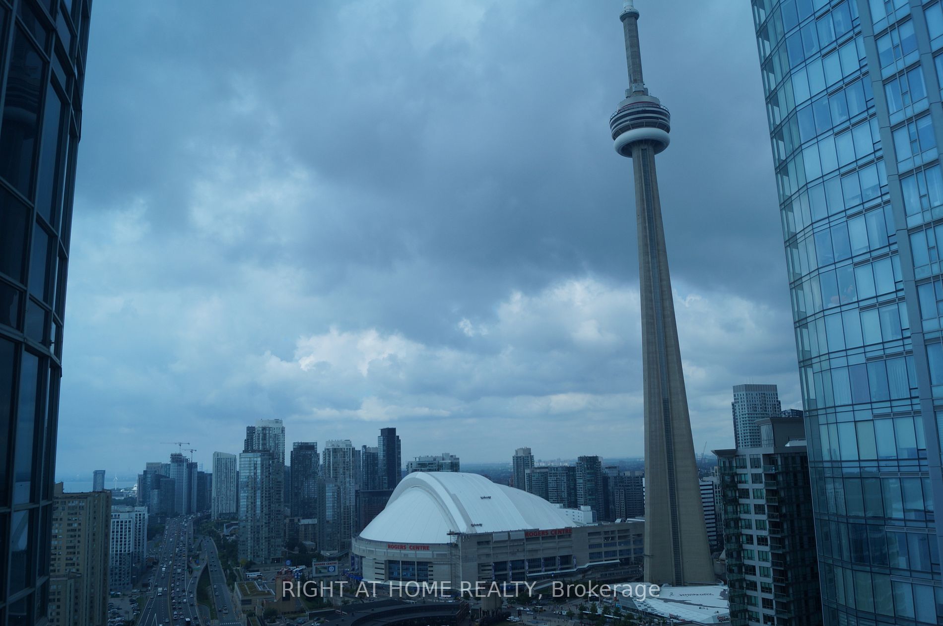 8 York St 3502