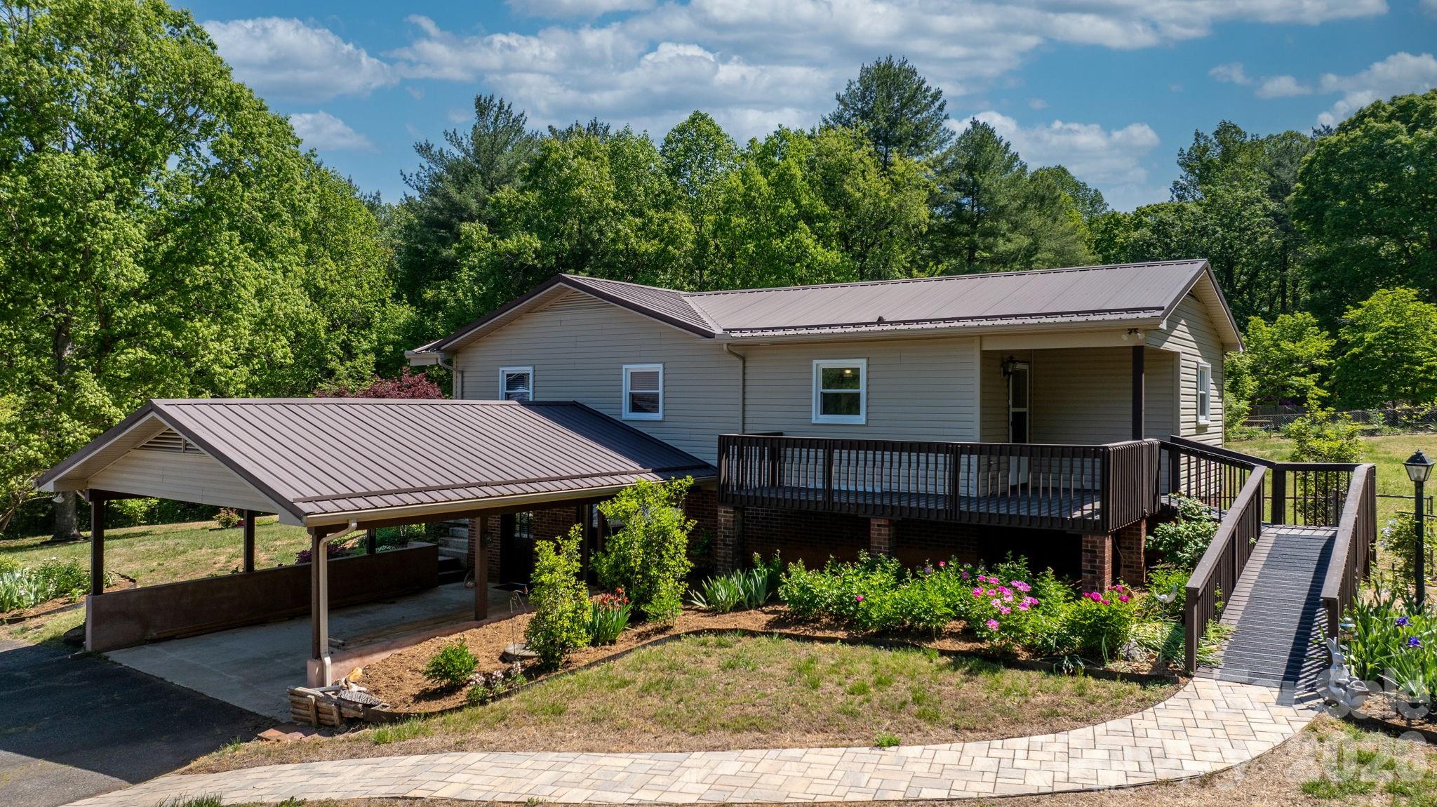 2113 White Pine Drive