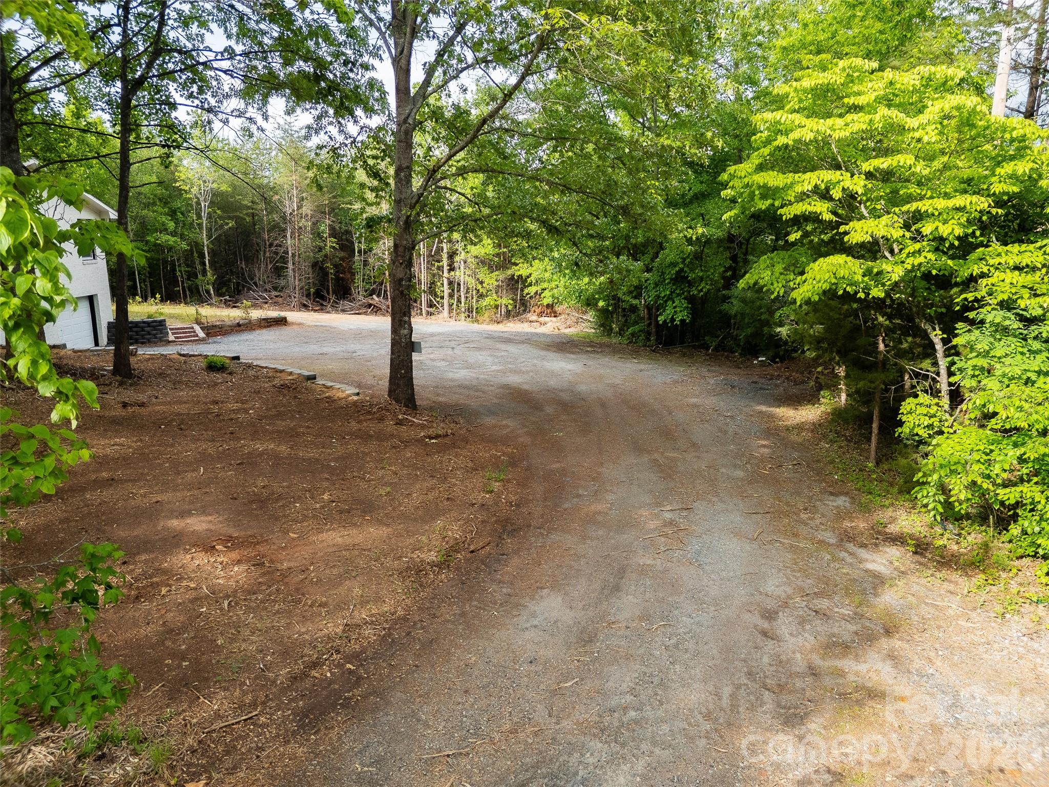 1335 Little Mountain Road