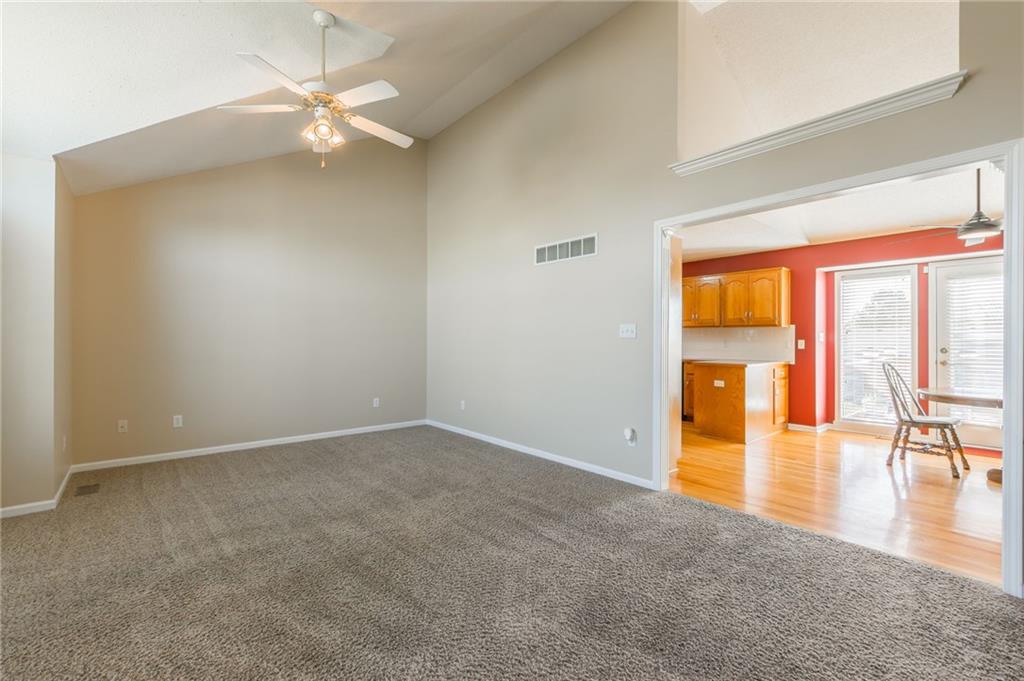 10700 N Holmes Street