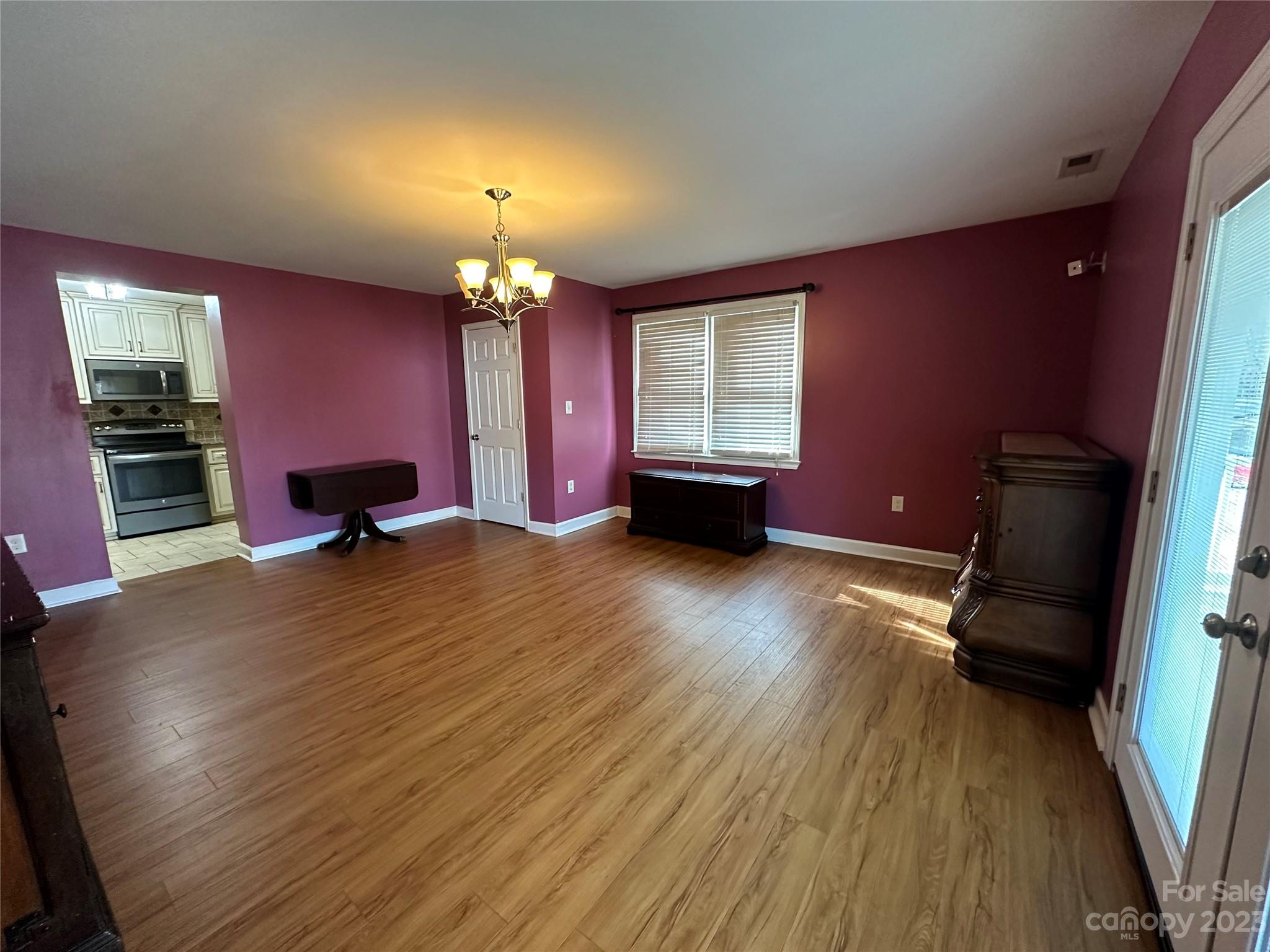 2411 Allendale Circle
