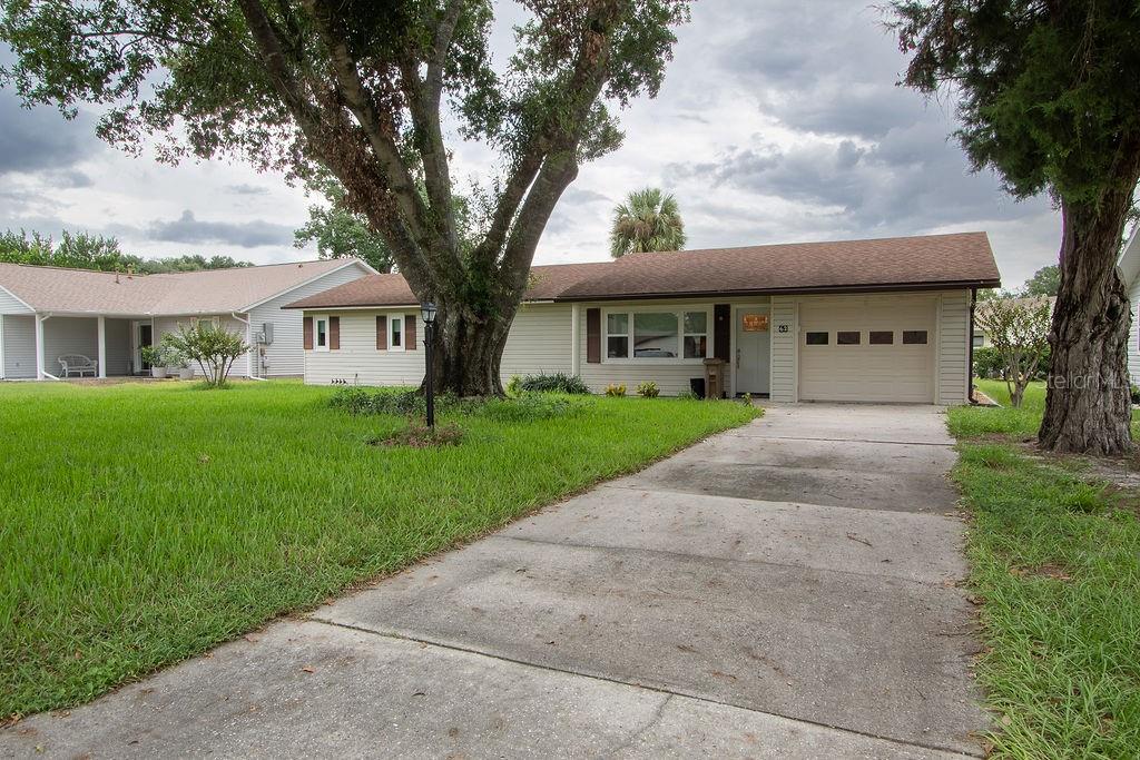 62 Aberdeen Circle, Leesburg, FL