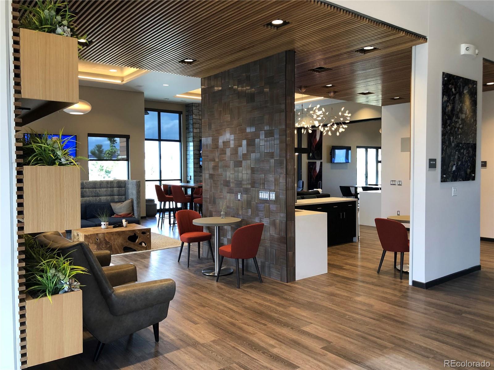 5563 Tamarack Avenue