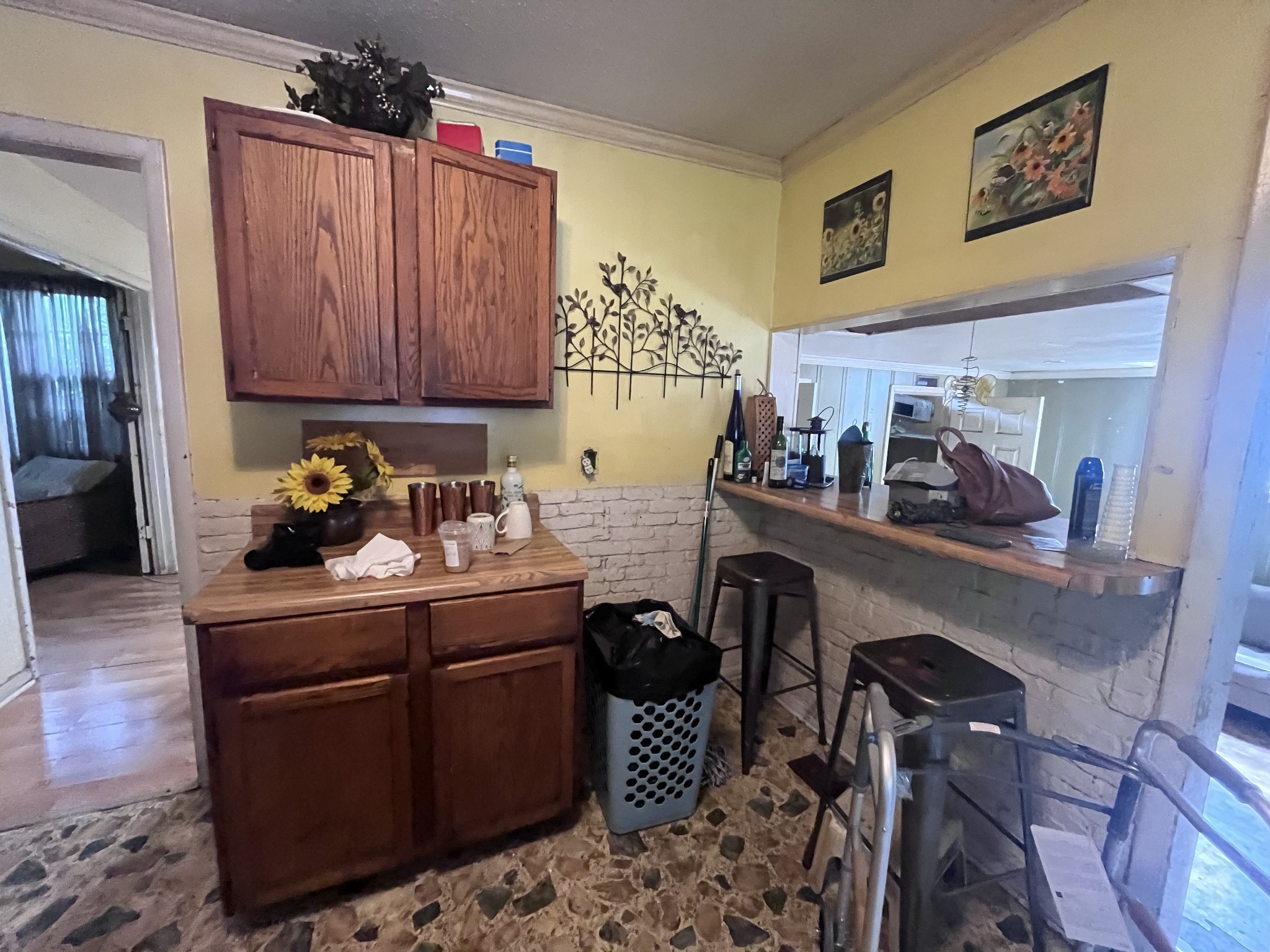 2411 Mcginnis Dr