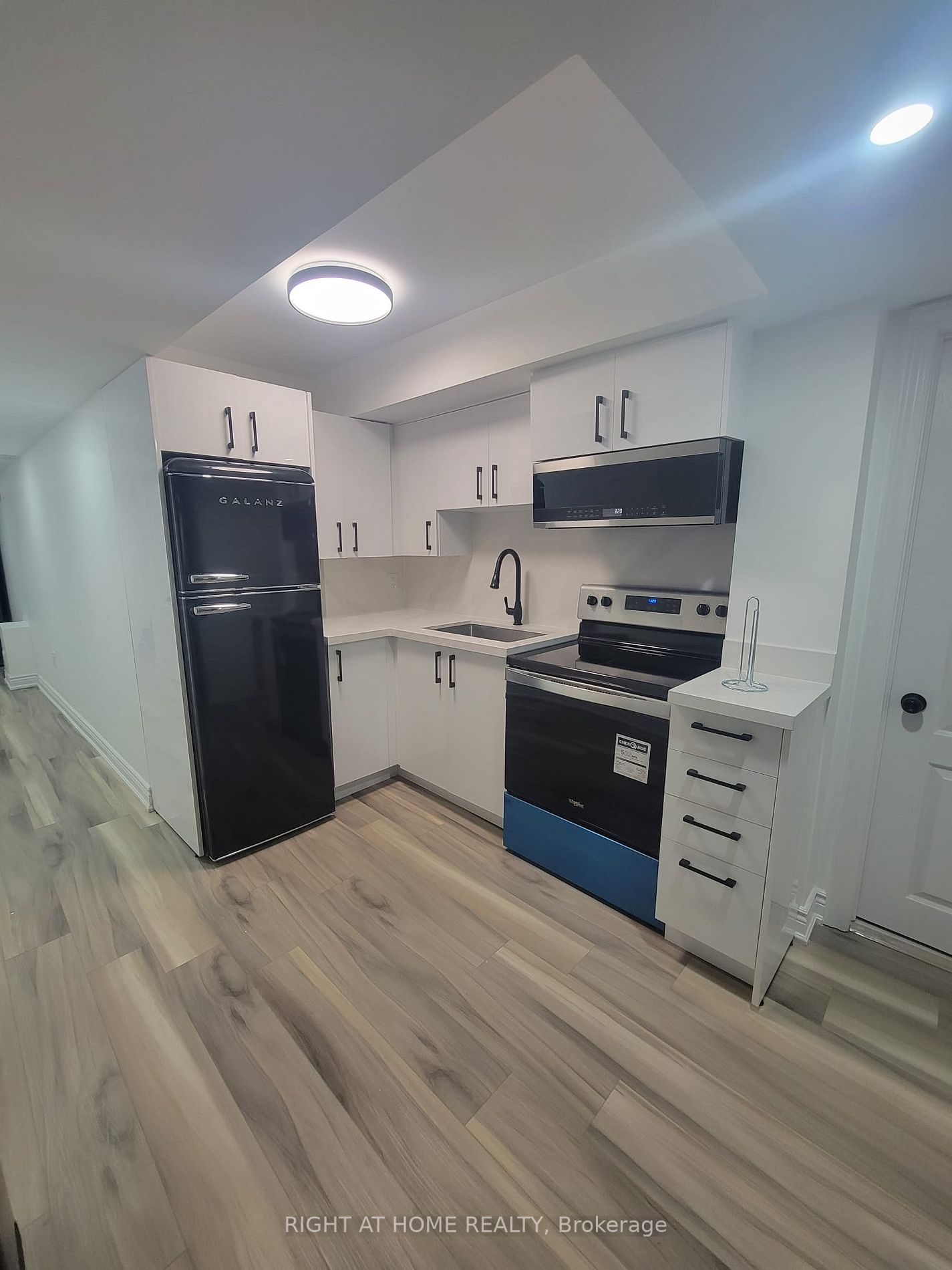 32 Truffle Crt Bsmnt