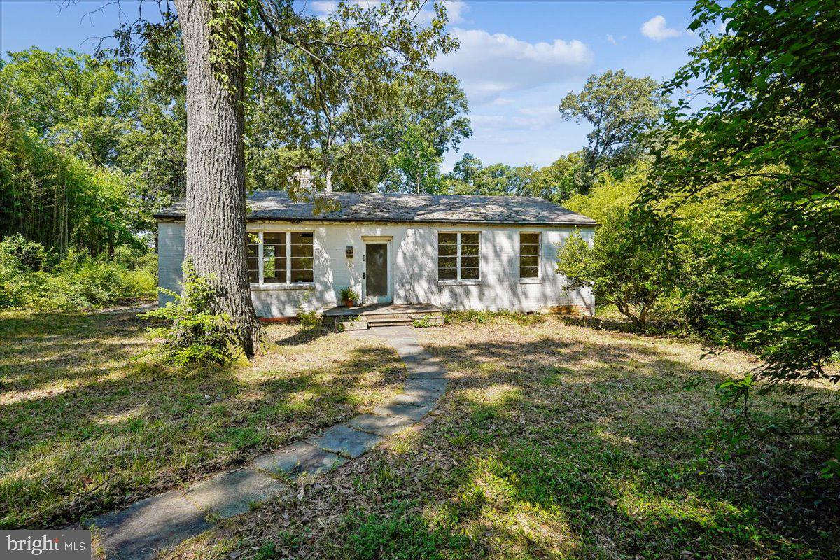 1208 Shenandoah Road