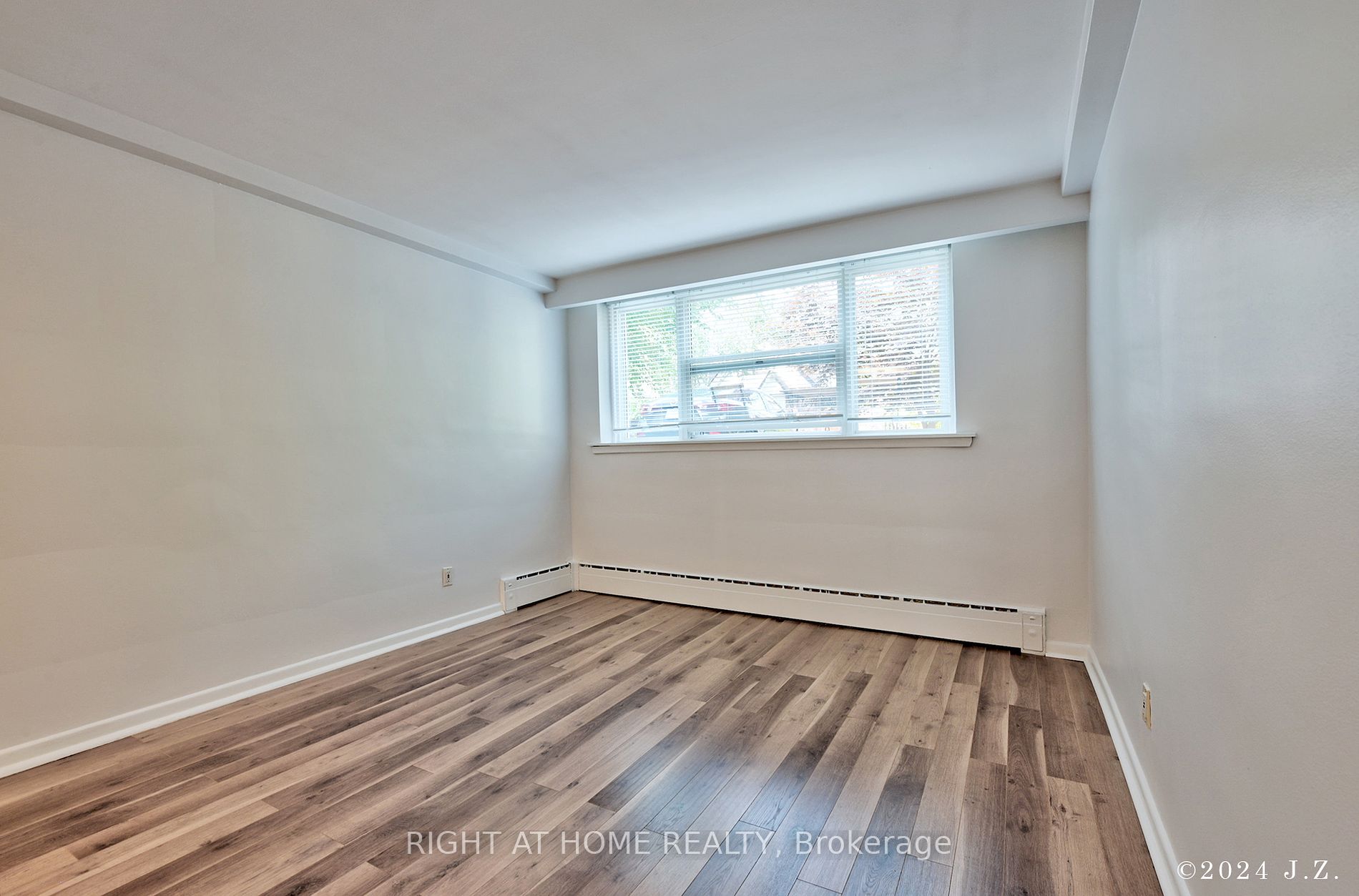 41 Frankdale Ave L/Level