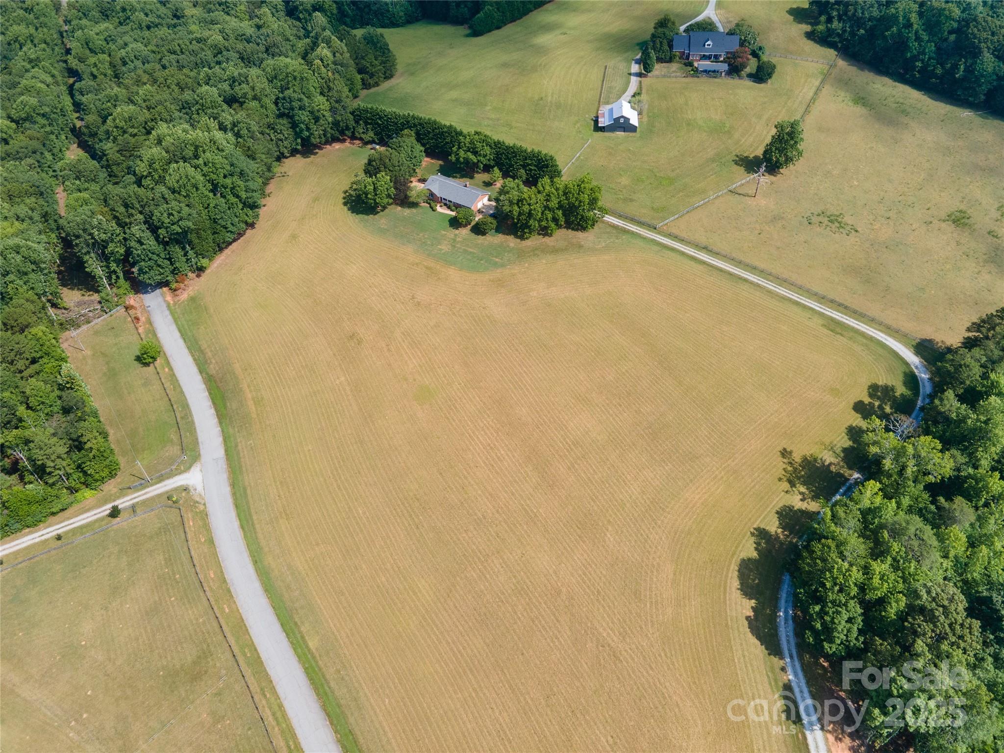 312 Lister Road
