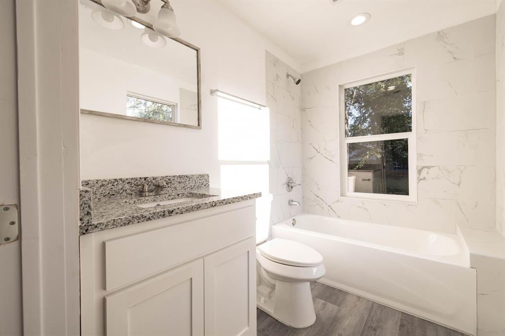 415 W 7th Street