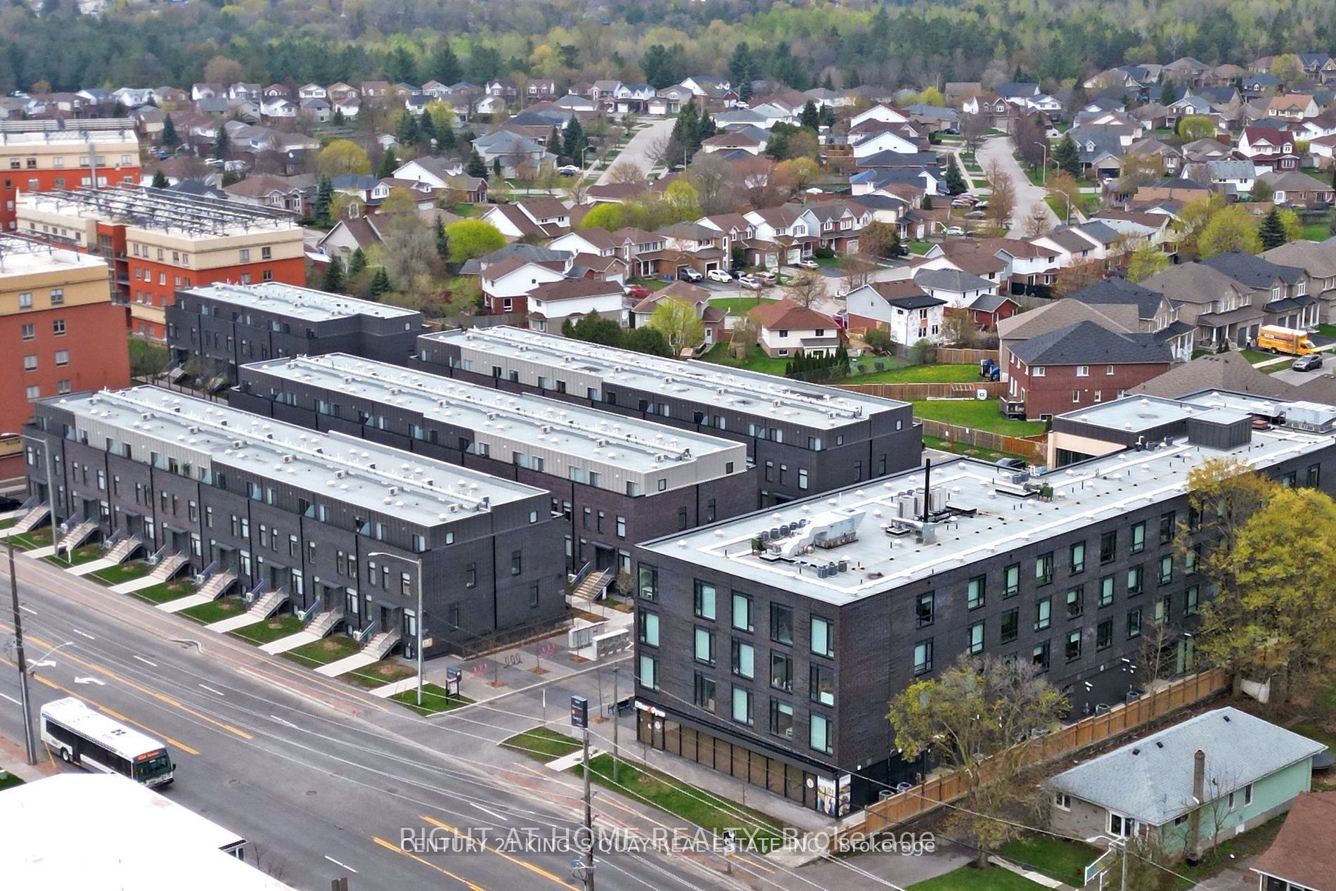 1740 N Simcoe St 42